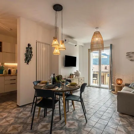 Casa Royale Acqua Apartamento *